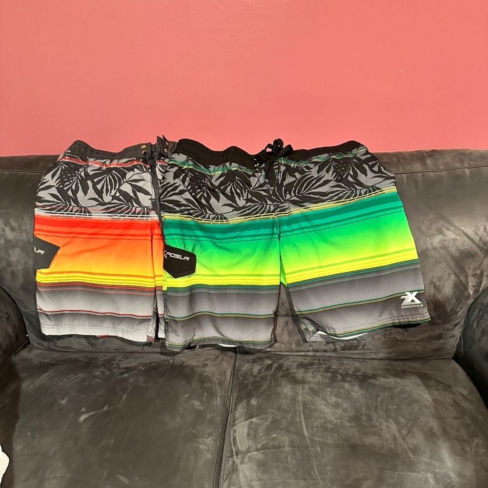 ZeroXposur Men’s Multicolor Swim Bottoms Size L (2 pair)